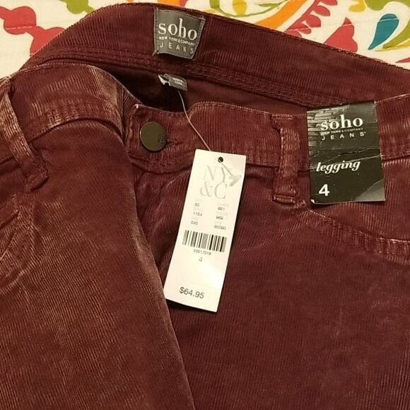 New York & Co Soho distressed corduroy burgundy jeans size 4 - Picture 3 of 5